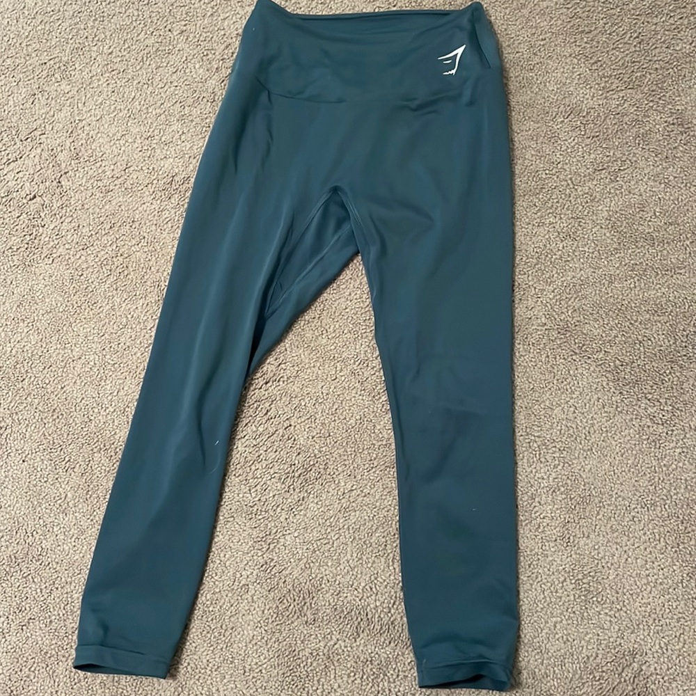 Gymshark leggings, worn once. Tag was cut off due to being extra long.